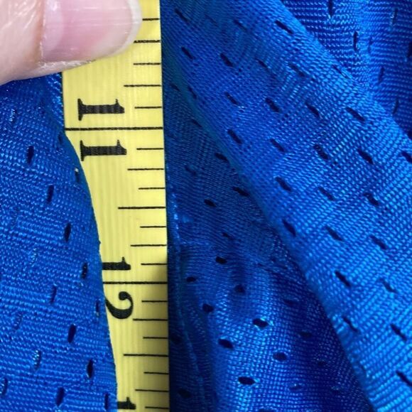 Champion Women's Shorts Size Medium (P9)‎ - Picture 4 of 7